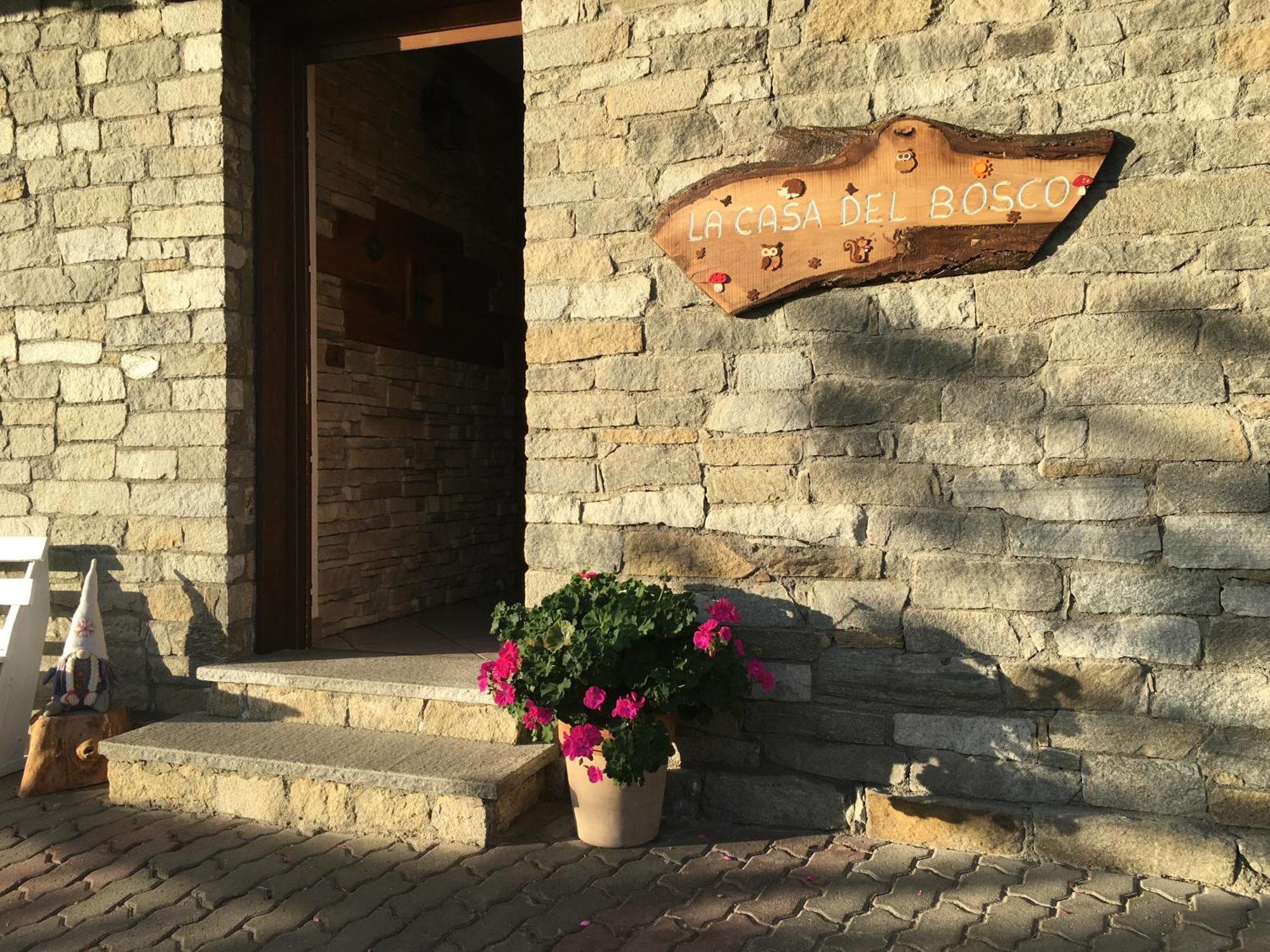 La Casa Del Bosco Lejlighed Aosta Eksteriør billede